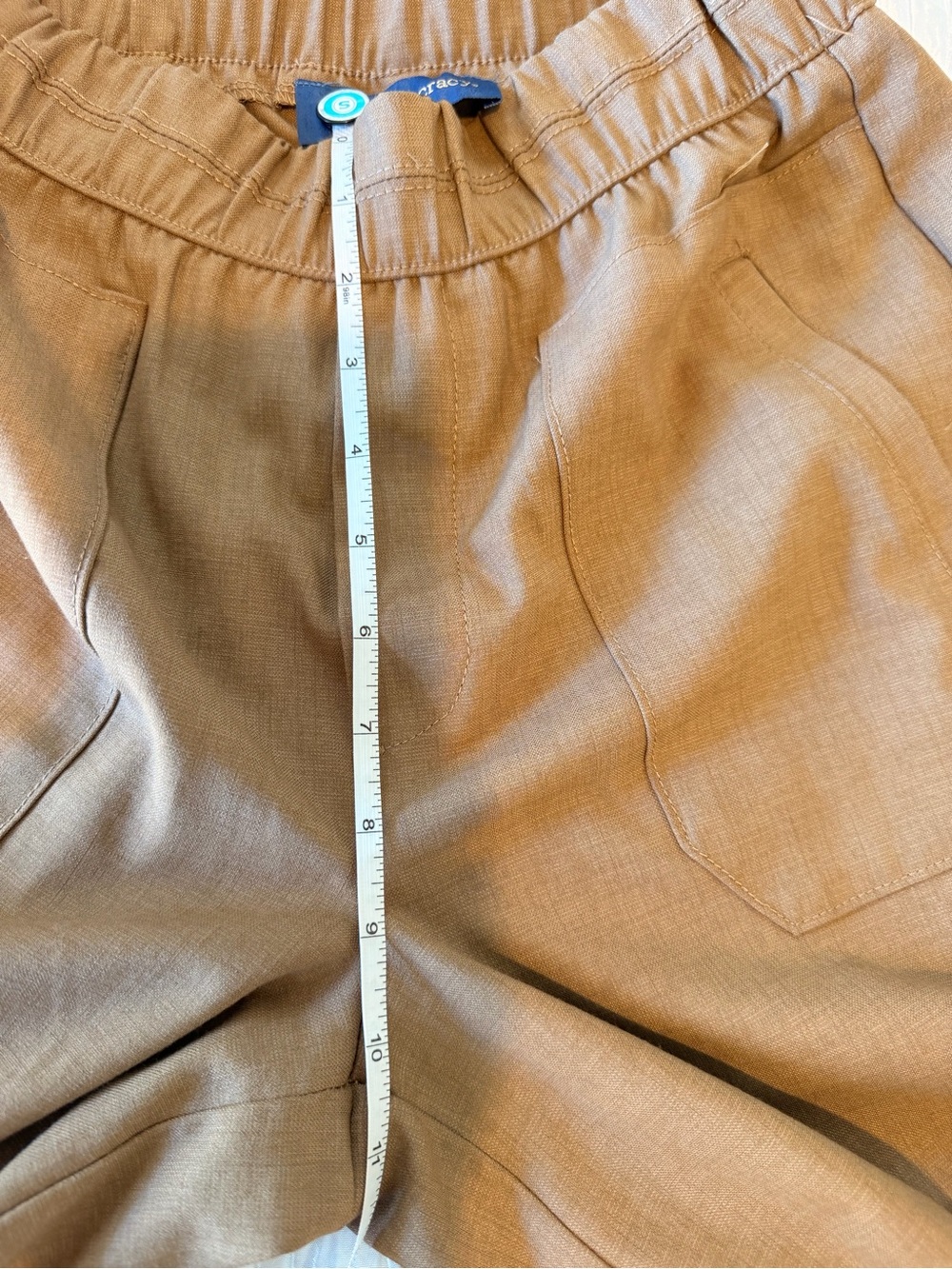 Democracy Petite Medium Wide-Leg Pull-On Pants in Camel Brown - Picture 8 of 9